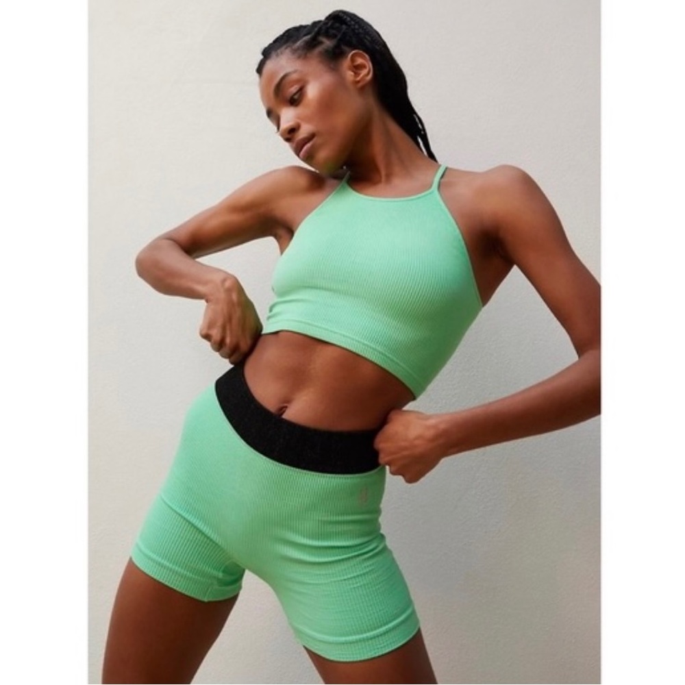 NEW! Free People Movement Seamless High Rise Short in Fresh Cut Size M/L